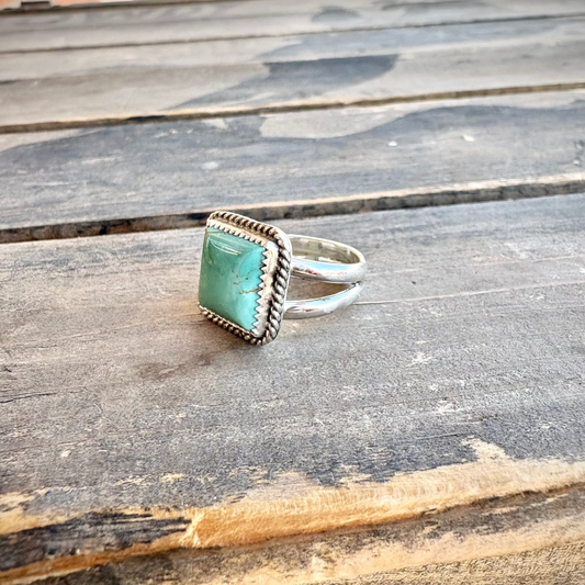 Size 7.5 Kingman Turquoise Ring